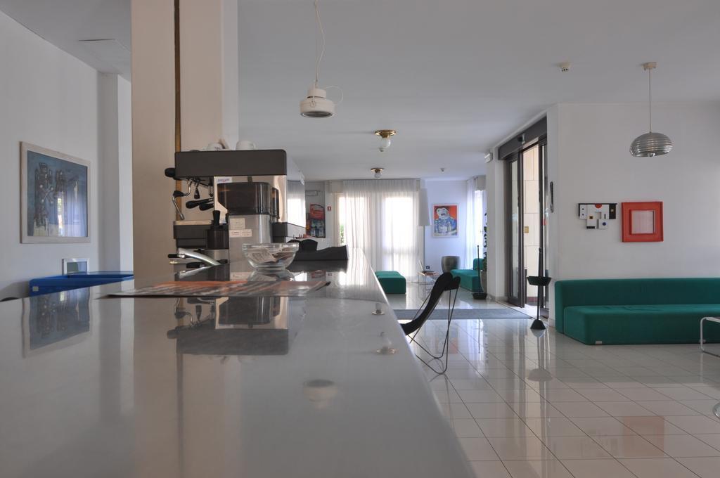 Hotel Nettuno Pesaro Kültér fotó